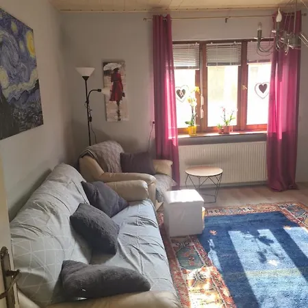 公寓 Ferienhaus Janine Ruhig Gelegen Mit Grossem Garten Und Wifi Balatonberény